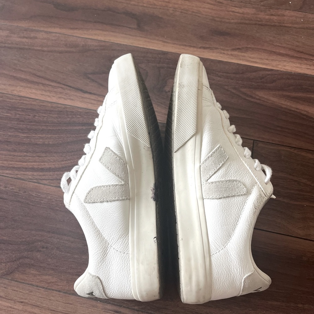 Veja 40 Grey/White sneakers
